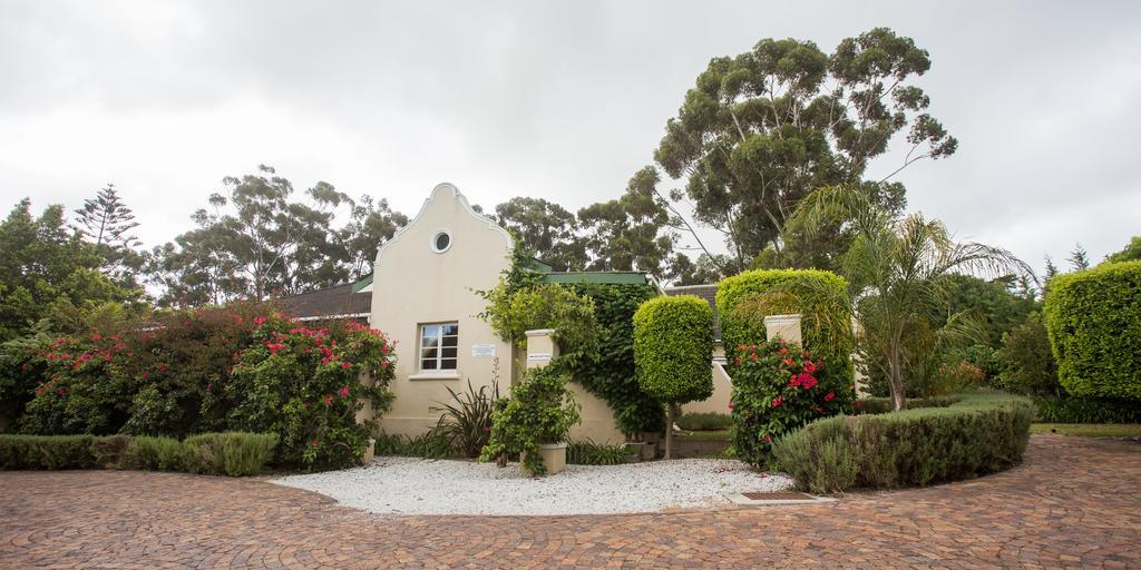 Somerset Villa Guesthouse Somerset West Bagian luar foto