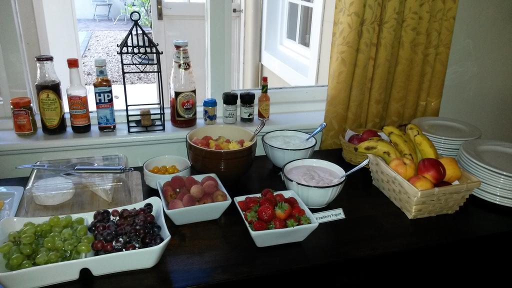 Somerset Villa Guesthouse Somerset West Bagian luar foto